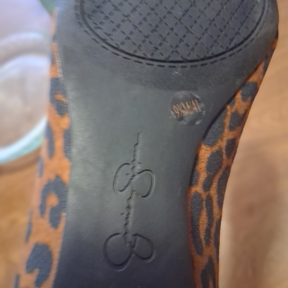 Jessica Simpson Leopard Print Flats - Picture 5 of 7